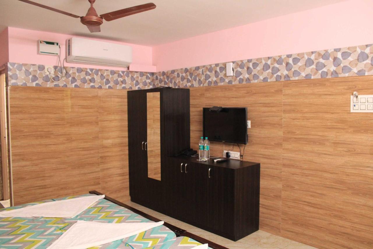 Hotel Adhi Residency - Cleanliness & Friendliness Room Vl Vardharaja Temple Kanchipuram Exterior photo