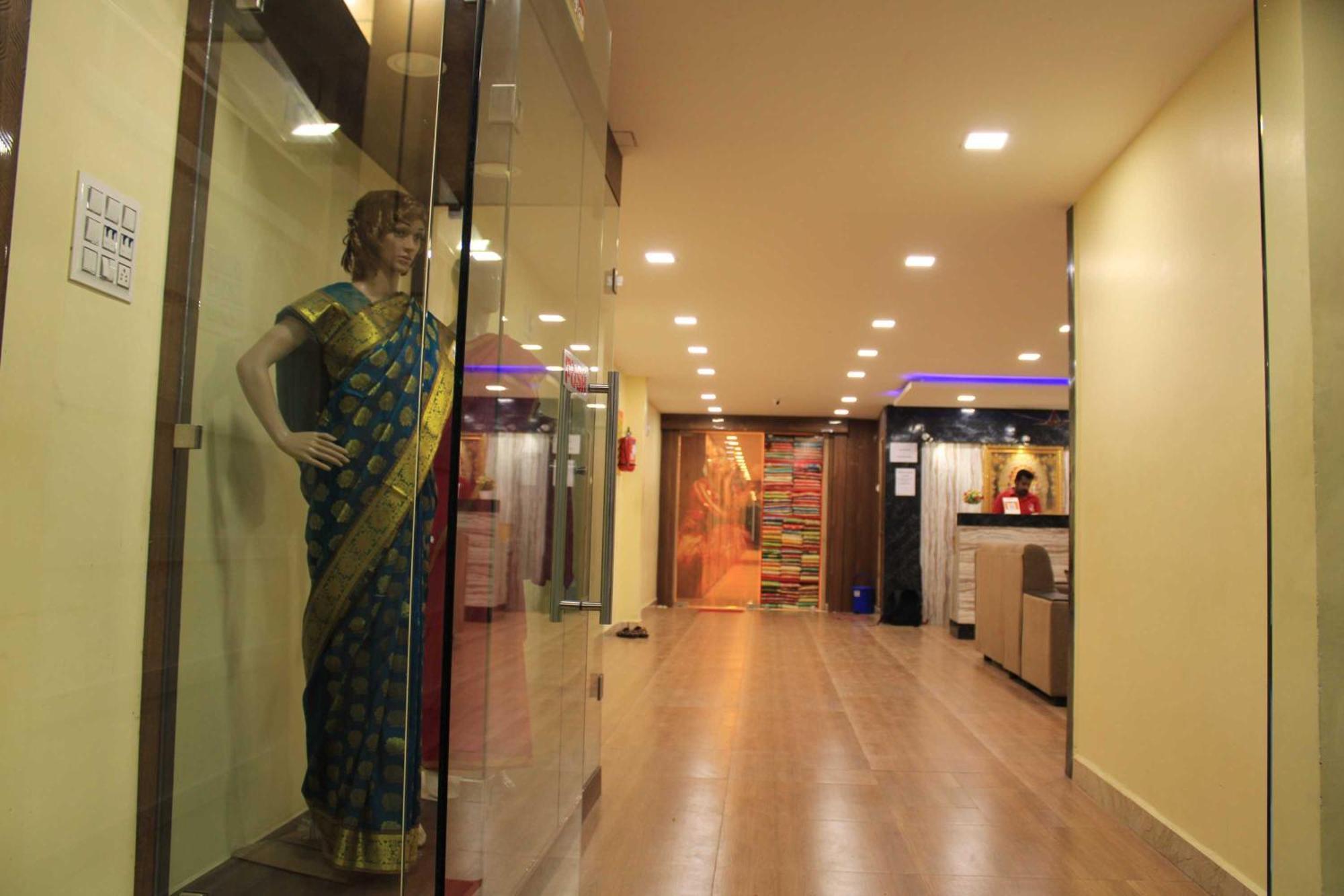 Hotel Adhi Residency - Cleanliness & Friendliness Room Vl Vardharaja Temple Kanchipuram Exterior photo