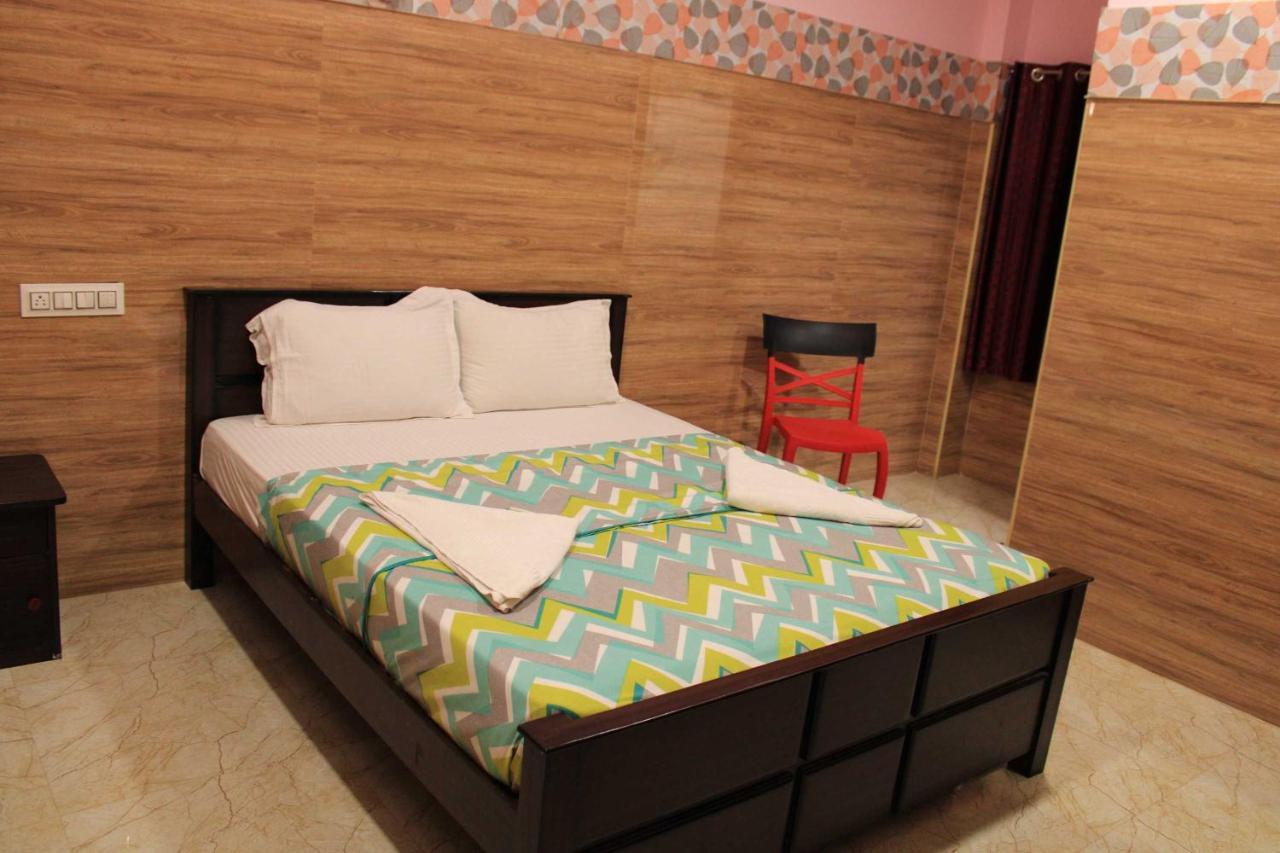 Hotel Adhi Residency - Cleanliness & Friendliness Room Vl Vardharaja Temple Kanchipuram Exterior photo