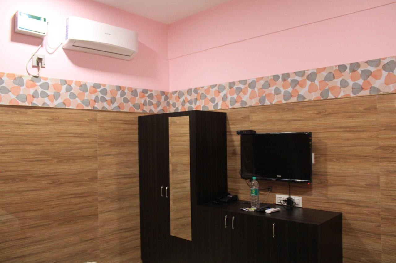 Hotel Adhi Residency - Cleanliness & Friendliness Room Vl Vardharaja Temple Kanchipuram Exterior photo
